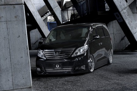 AIMGAIN_ALPHARD_.jpg