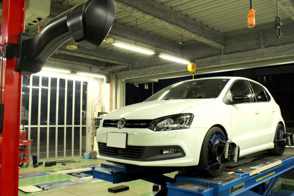 VW POLO ブルーGTをビルシュタインB14車高調でさらにキビキビに