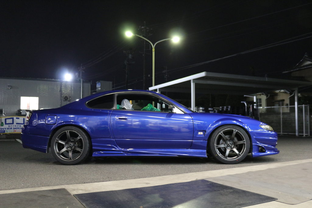 NISSAN S15 SILVIA に VOLKRACING TE037 6061 18inch 極太履き