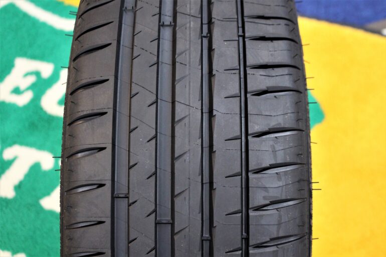 ミシュラン パイロットスポーツ4 205/40R17入荷！アバルト595などにおススメです！ | EURO STYLE CRAFT | 店舗ブログ |  タイヤ＆ホイールの専門店「クラフト」