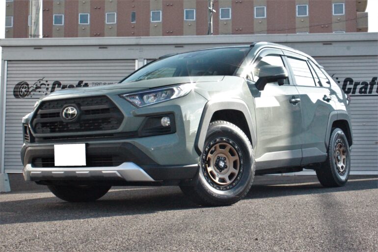 RAV4の拘り冬仕様。MLJのXJ07 16インチでムッチムチOFF系カスタム