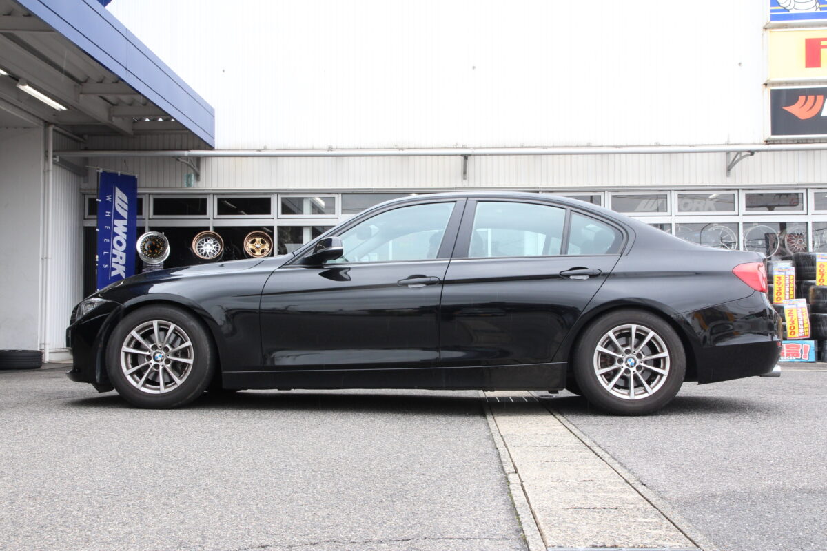 ローダウン済み、【BMW 3シリーズ(F30)】のタイヤ・ホイール交換 
